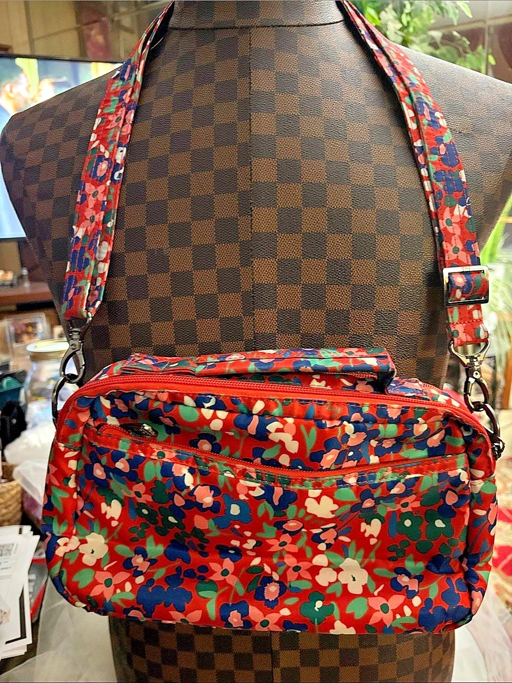 Lug Flare 2 Crossbody Bag Floral Red & Blue